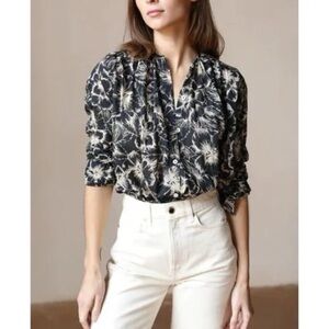 Mille Florian Button Front Blouse in Floral Black Hibiscus